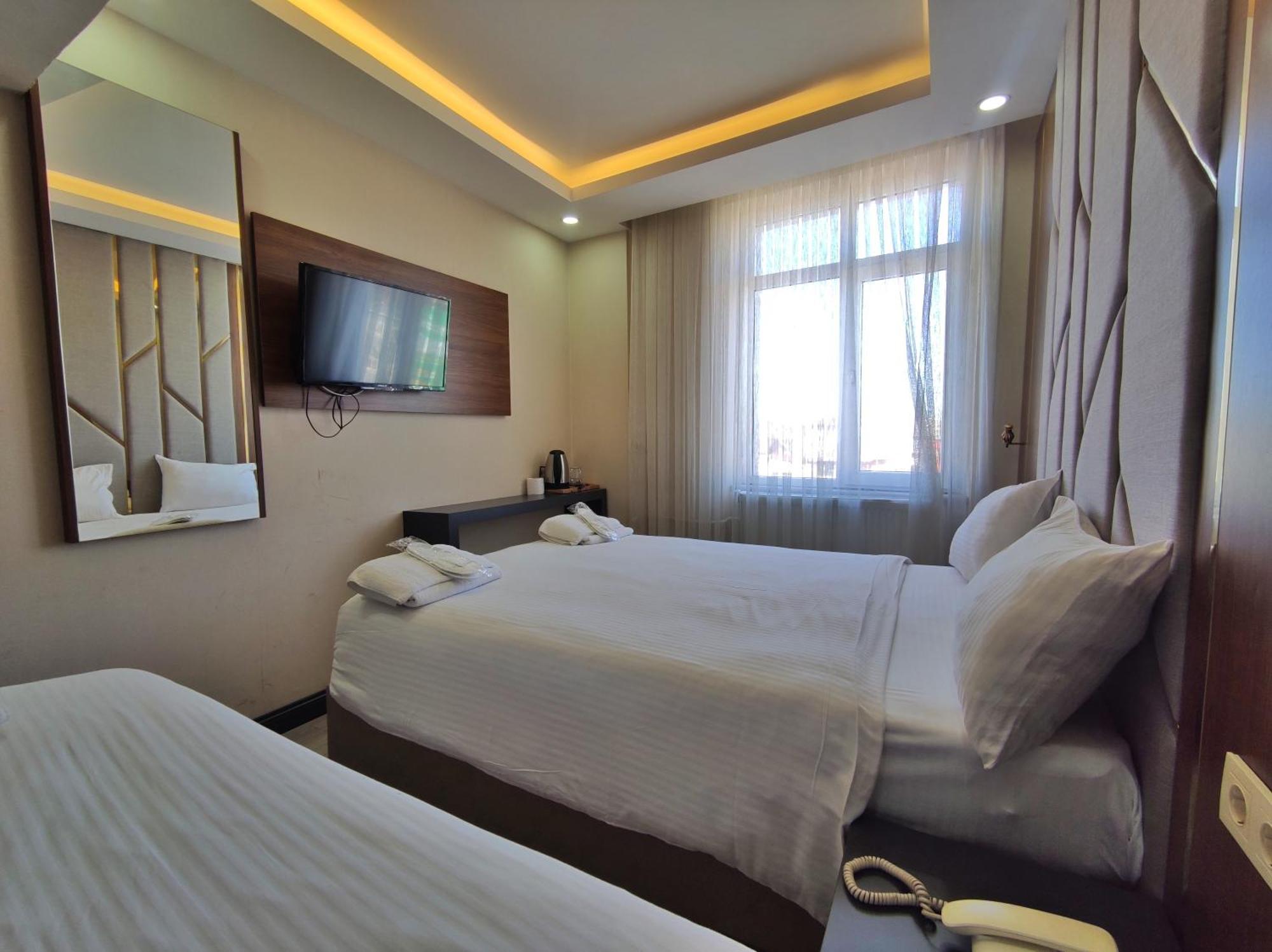 The Golden Pera'S Hotel & Spa Istanbul Exterior photo