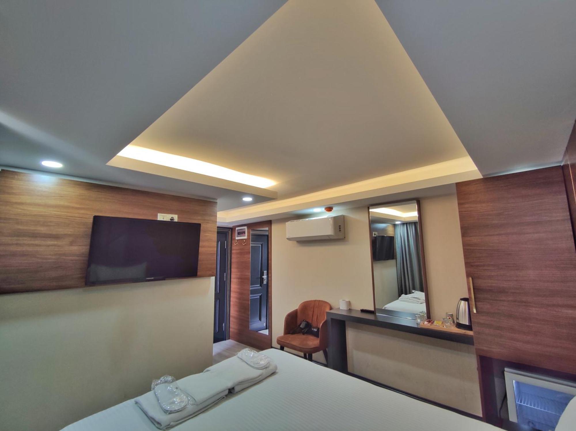 The Golden Pera'S Hotel & Spa Istanbul Exterior photo