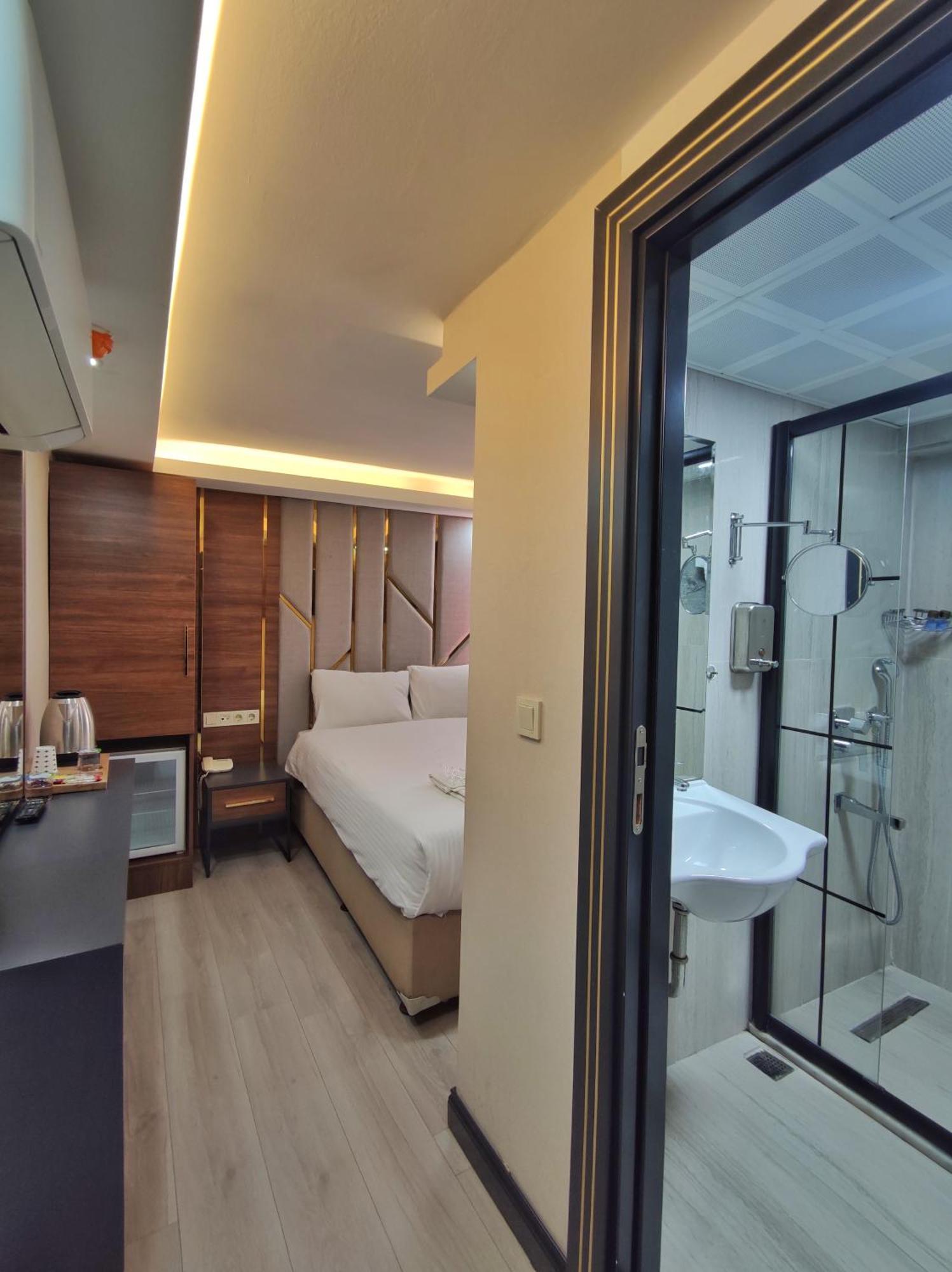 The Golden Pera'S Hotel & Spa Istanbul Exterior photo